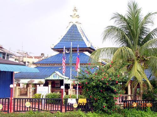 Masjid Daripada Tanah Liat